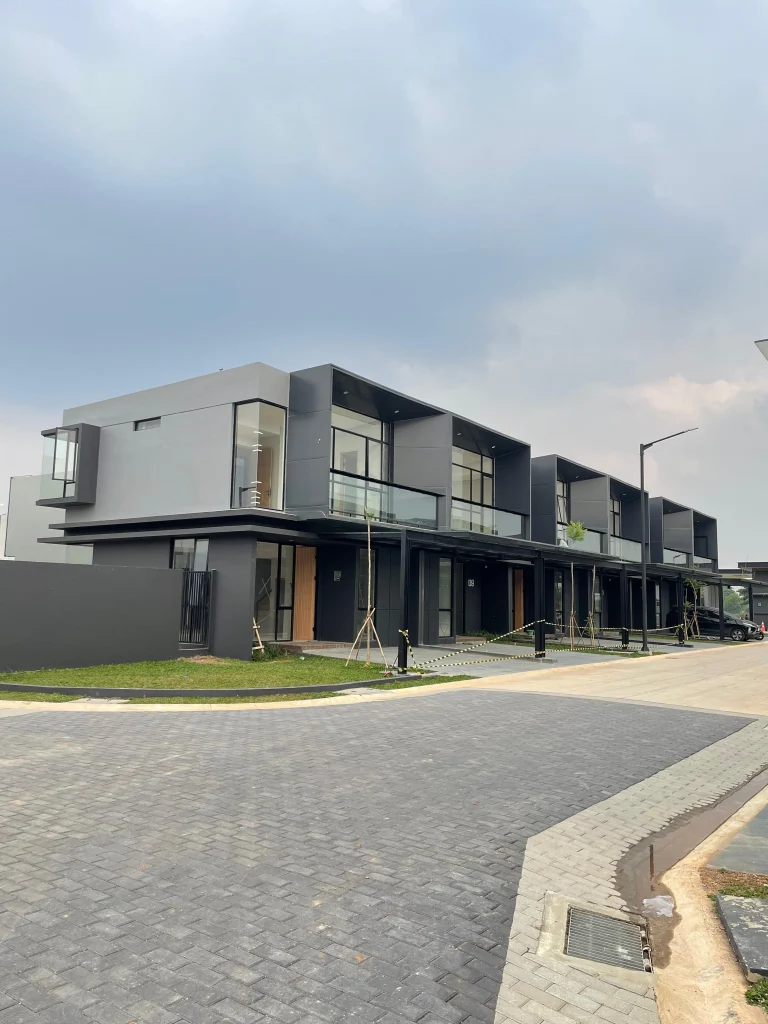 rumah COLONY LIPPO CIKARANG